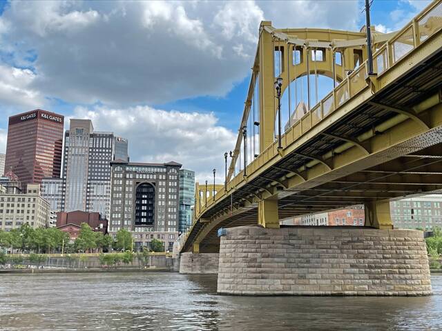 8542418_web1_PTR-Roberto-Clemente-Bridge-on-Allegheny-River-Pittsburgh-2025