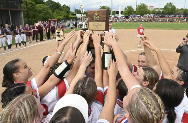 Neshannock rolls past Chartiers-Houston for 4th consecutive WPIAL Class 2A championship