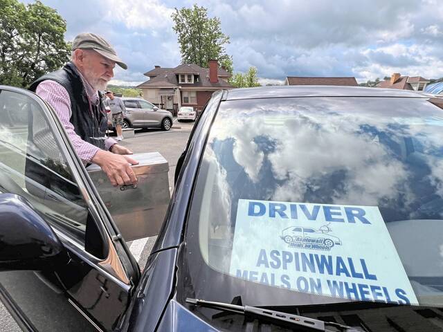 8477049_web1_her-cook-051524-5 8477049_web1_her-cook-051524-5