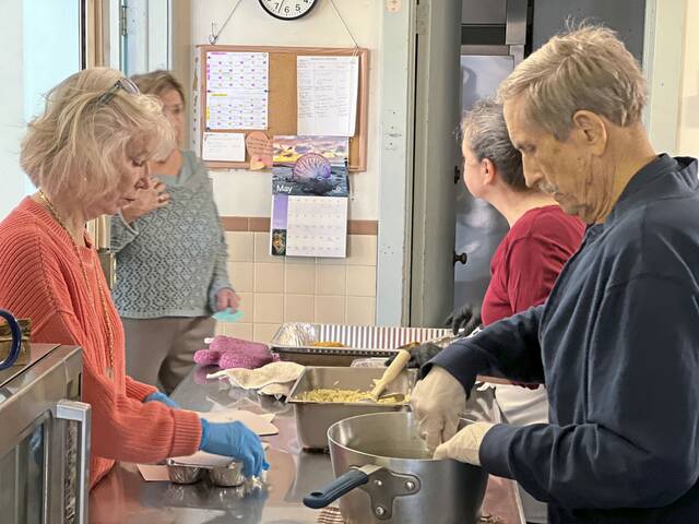 8477049_web1_her-cook-051525-6 8477049_web1_her-cook-051525-6