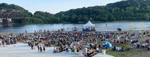 8505038_web1_her-rivertrailsummerconcerts