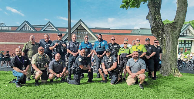 8529496_web1_SEW-QVSDpedalWithpolice3-060525