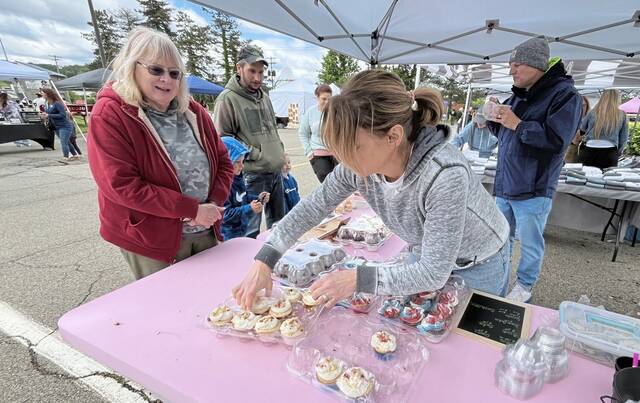 8539392_web1_vnd-farmersmarkets3-052725