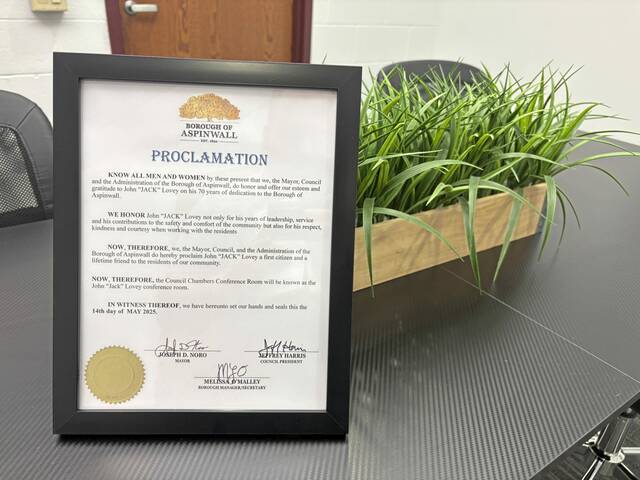 8559479_web1_HER-ConferenceRoom5-061225