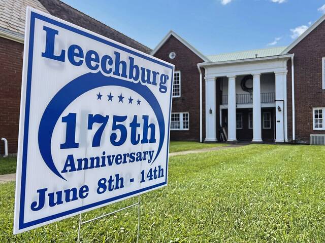 8565240_web1_Leechburg175thSign