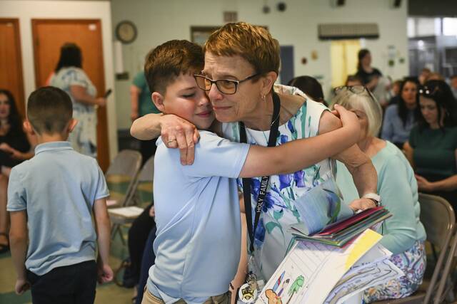 8565252_web1_pal-CatholicTeachers004-061225