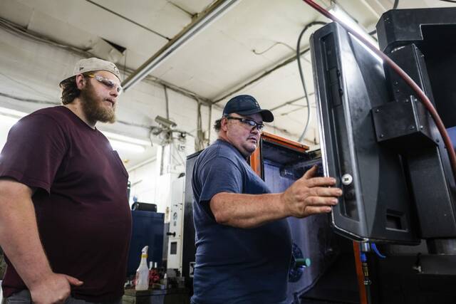 8565689_web1_vnd-steeltariffs6-060625