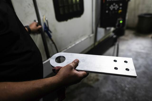 8565689_web1_vnd-steeltariffs7-060625