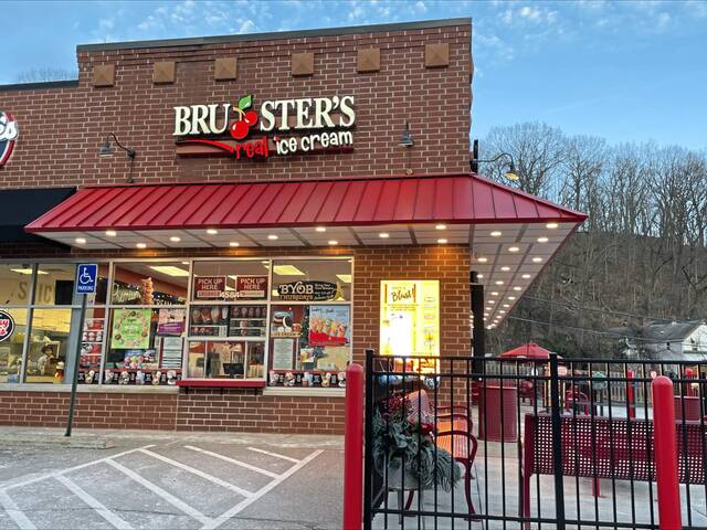 8569897_web1_PTR-Bruster-s-Ice-Cream-shop-Pittsburgh-2024-FILE