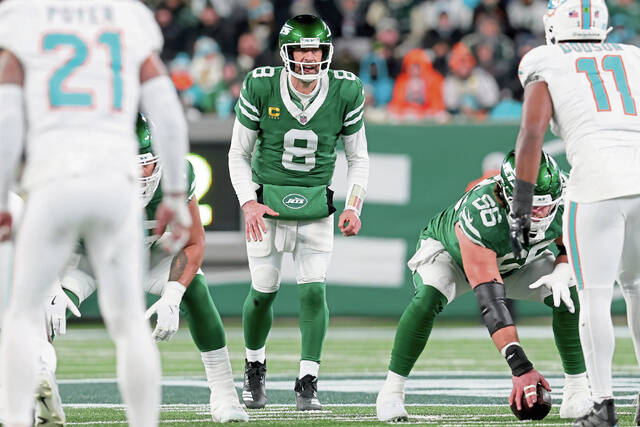 8574325_web1_AP25023207403478