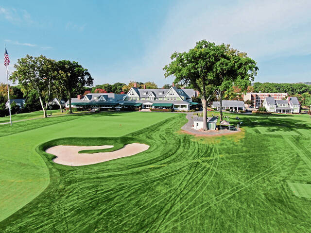 8574428_web1_ptr-OakmontClubhouse-060925