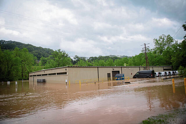 8574872_web1_gtr-MurrysPennFlooding5-060725
