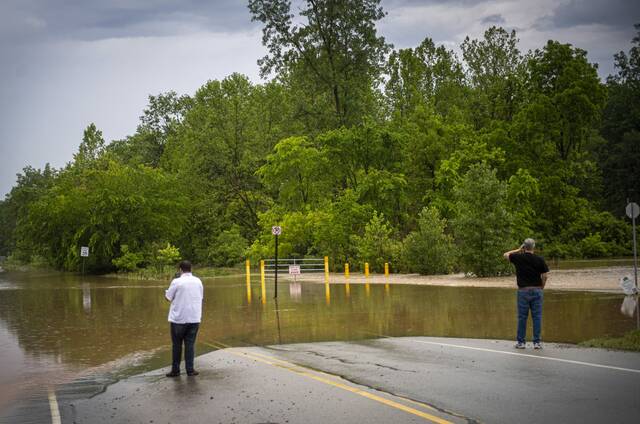 8574872_web1_gtr-MurrysPennFlooding8-060725