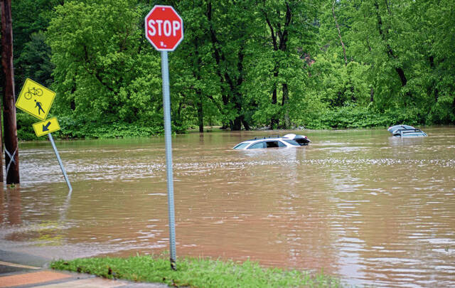 8576365_web1_gtr-MurrysPennFlooding4-060725