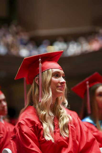 8581016_web1_HER-FCASDgraduation002-061925