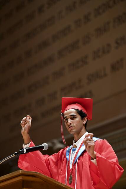 8581016_web1_HER-FCASDgraduation006-061925