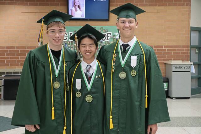 8583160_web1_pcj-pinerichlandgraduation4-061925