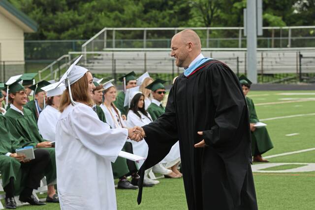 8583160_web1_pcj-pinerichlandgraduation5-061925