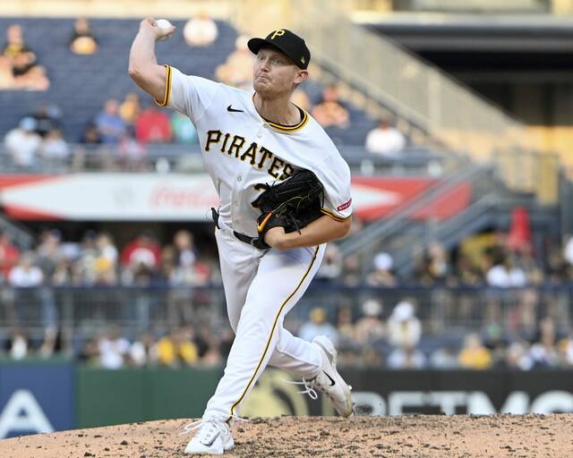 8583750_web1_ptr-BucsMarlins07-061125