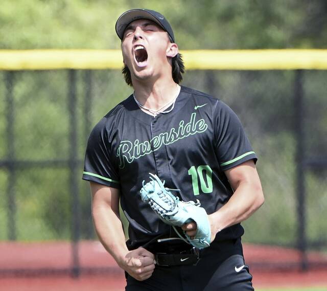 Riverside wins another duel with South Park to reach Class 3A state finals