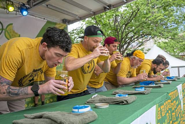 8593351_web1_ptr-PickleDates-2