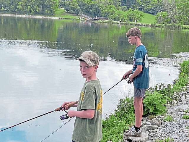 8597080_web1_gtr-FathersDayFishing2-061625