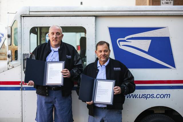 8597420_web1_pal-lo-PostOffice1-060525