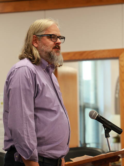 8601725_web1_2-Michael