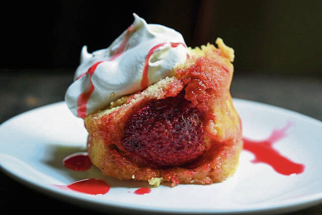 8610003_web1_gtr-upsidedowncake001-061225
