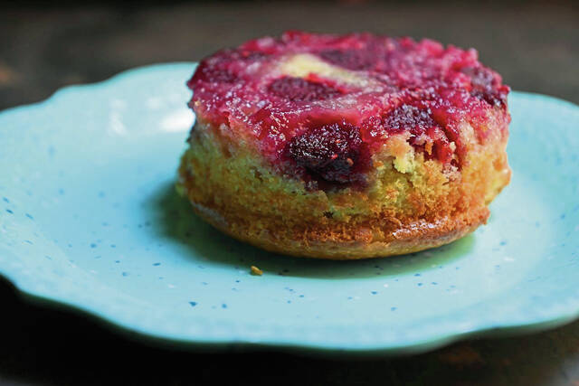 8610003_web1_gtr-upsidedowncake005-061225
