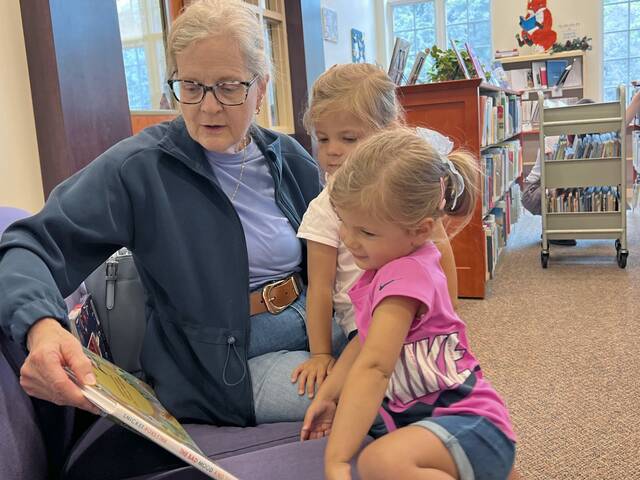 8610068_web1_her-lo-readers-061925