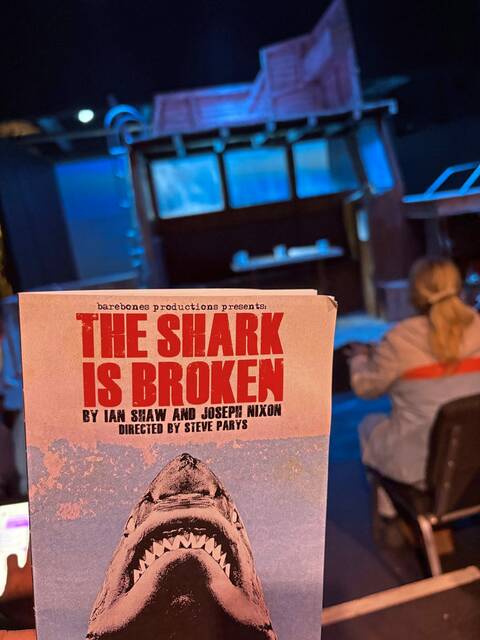 8612223_web1_ptr-shark1