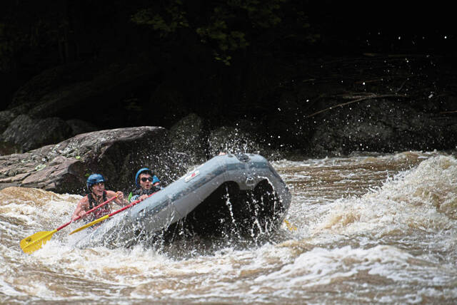 8612236_web1_gtr-RiverSafety11