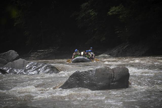 8612236_web1_gtr-RiverSafety5