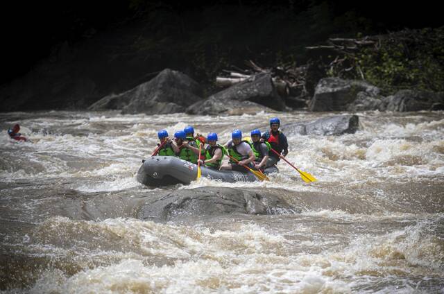 8612236_web1_gtr-RiverSafety7