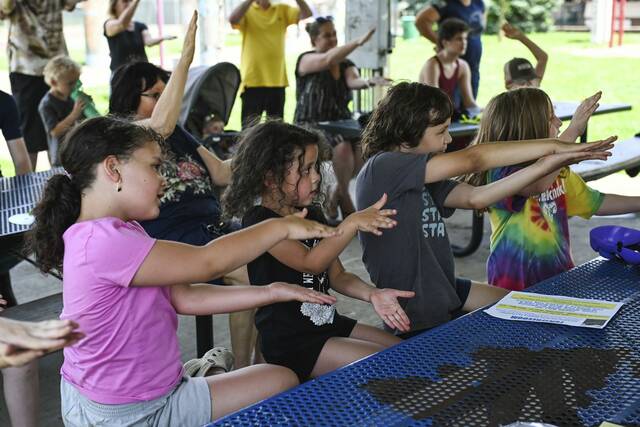 8618505_web1_vnd-lo-zookids004-061925
