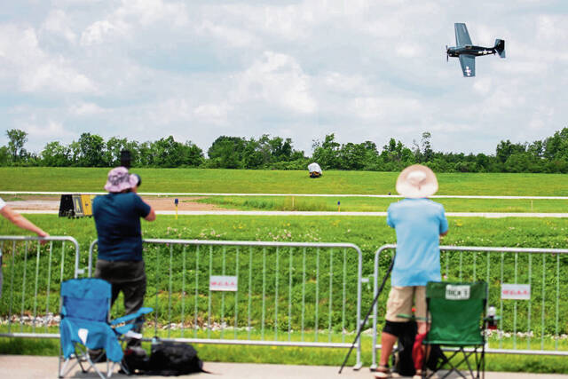 8619880_web1_GTR-AirshowDAY1-4-062225