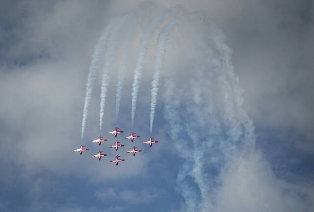 8621749_web1_GTR-AirshowDAY2-28--062325