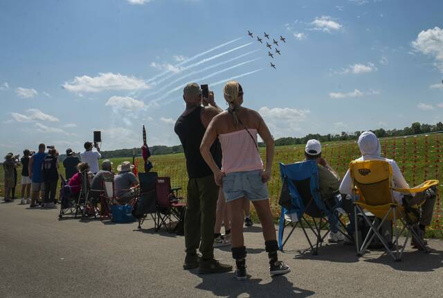 8623254_web1_GTR-AirshowDAY2-4--062325