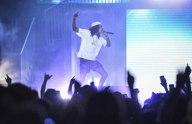 8630180_web1_ptr-SnoopWizConcert029-071923