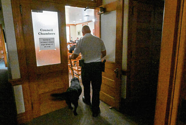 8609944_web1_SEW-PoliceHire106-061925