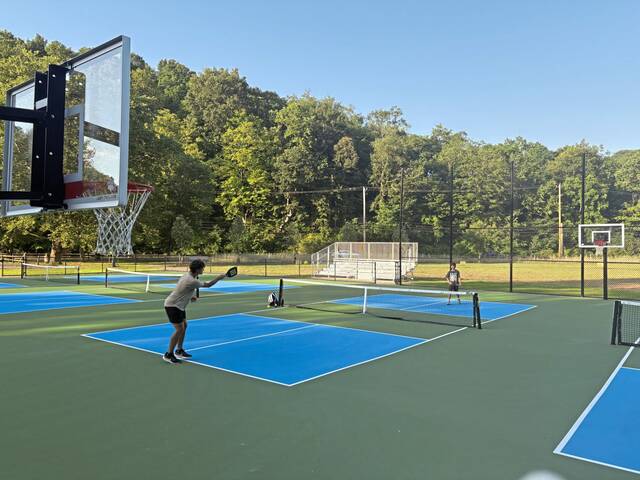 8624341_web1_HER-PickleballRules3-070325