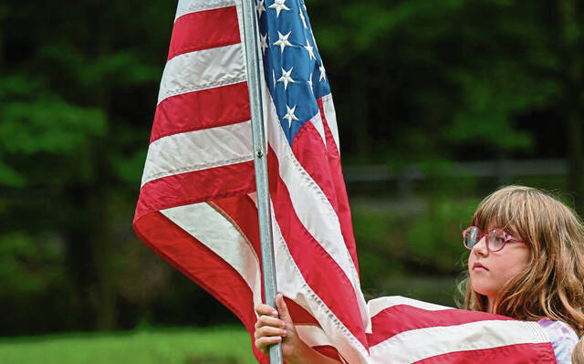 8626526_web1_sew-GirlScoutCamp102