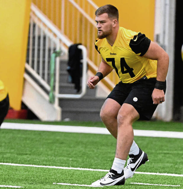 8651138_web1_ptr-Steelers14-051124