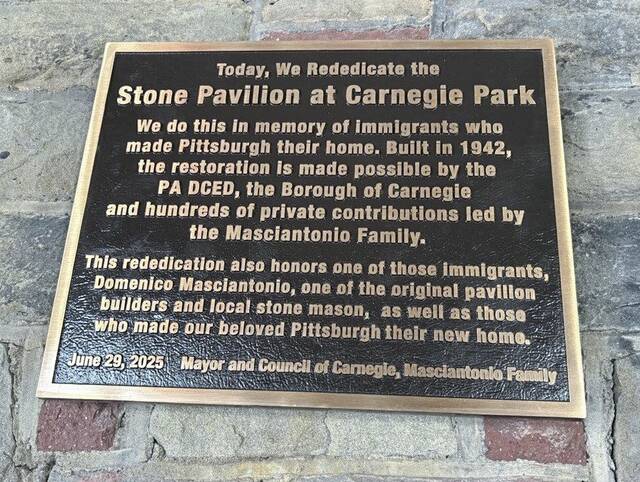 8655855_web1_sig-stonepavilion3