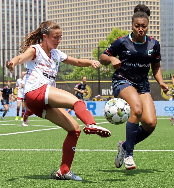 8657991_web1_gtr-Riveters2-070525