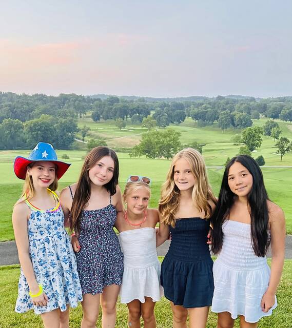 8659088_web1_her-July4-071725