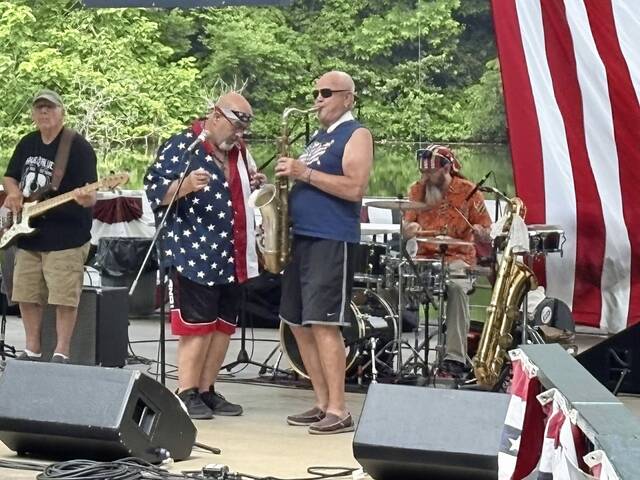 8659234_web1_gtr-artfest2-070625