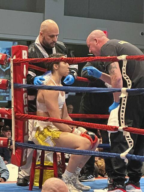 8662595_web1_gtr-msgboxing4-070825