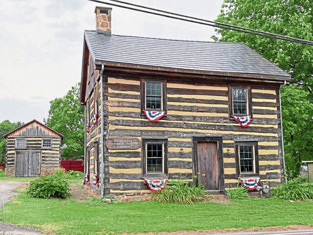 8666166_web1_gtr-FultonHouse-110123